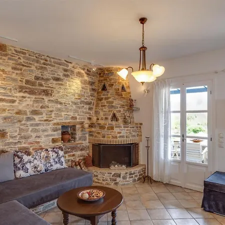 Aparthotel Anemousa 4*