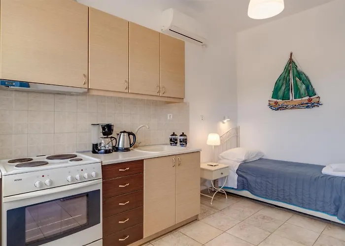 Aparthotel Anemousa 4*