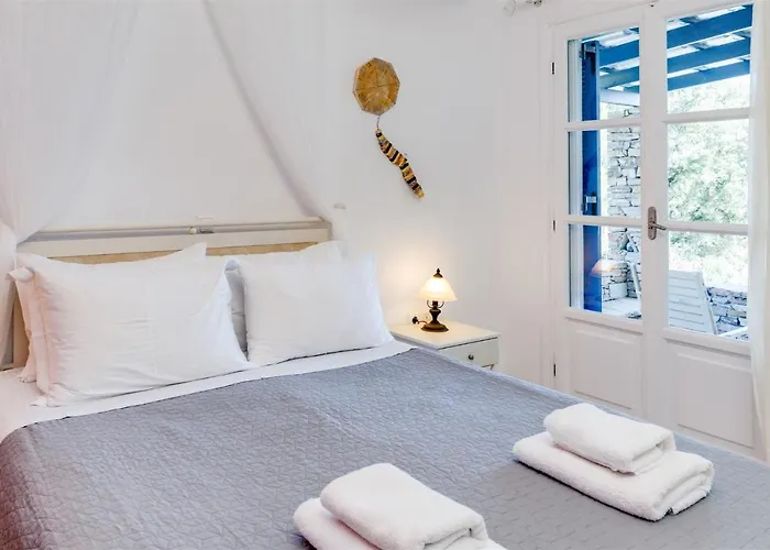 Anemousa Aparthotel Otzias