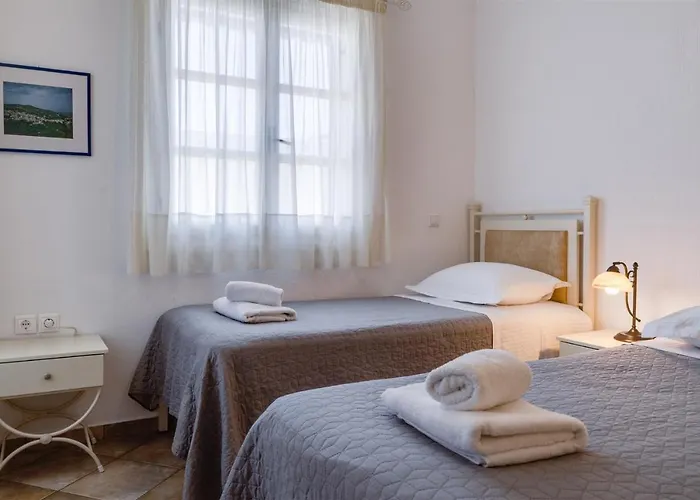 Aparthotel Anemousa Otzias