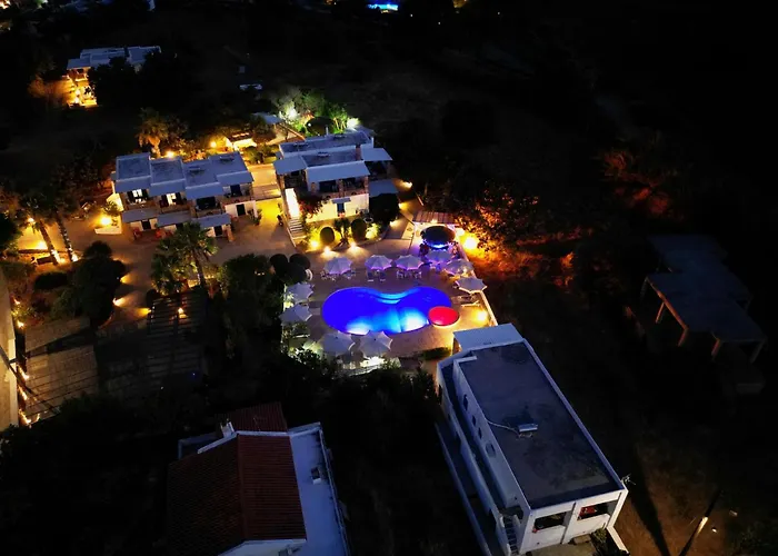 Aparthotel Anemousa Otzias
